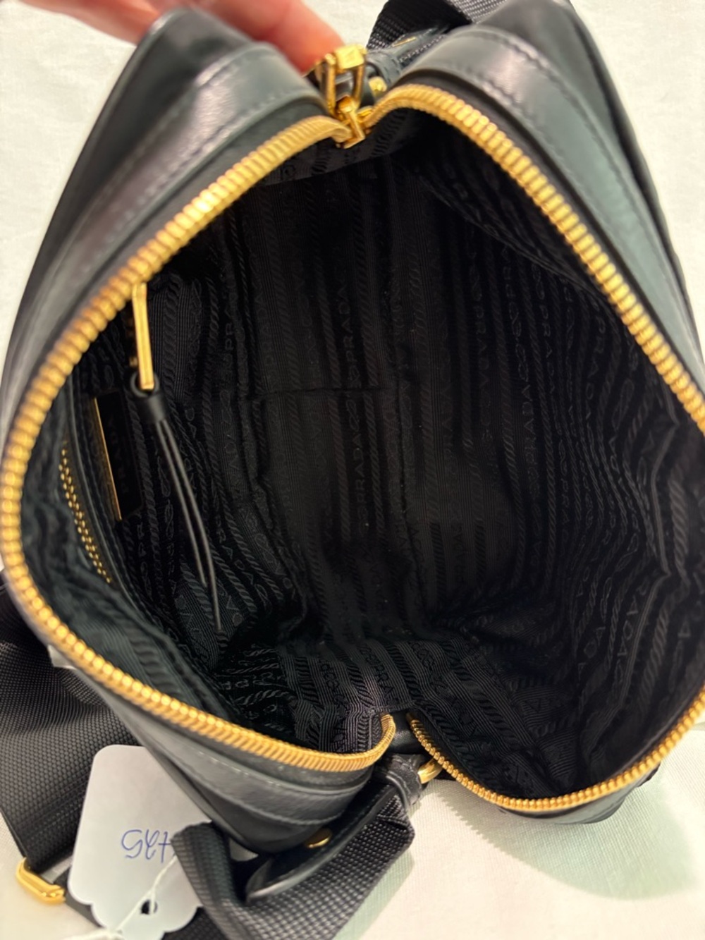 Authentic Prada black crossbody camera bag with cards - Picture 10 of 13
